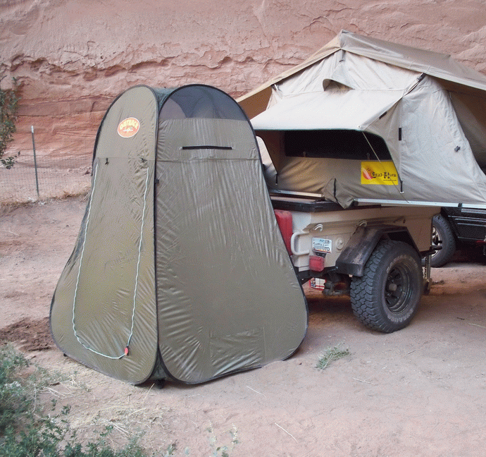 Bumper Dumper with privacy shelter